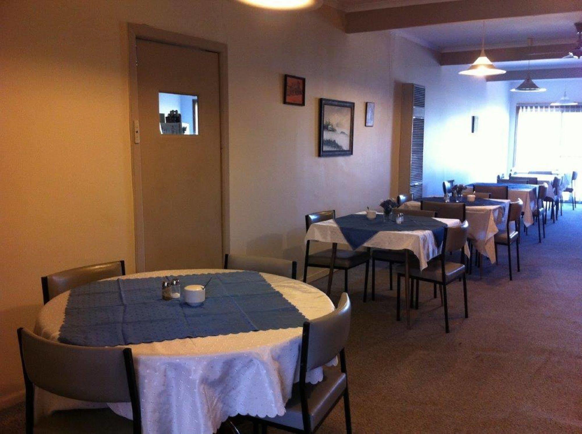 Stawell'S London Motor Inn Exterior photo