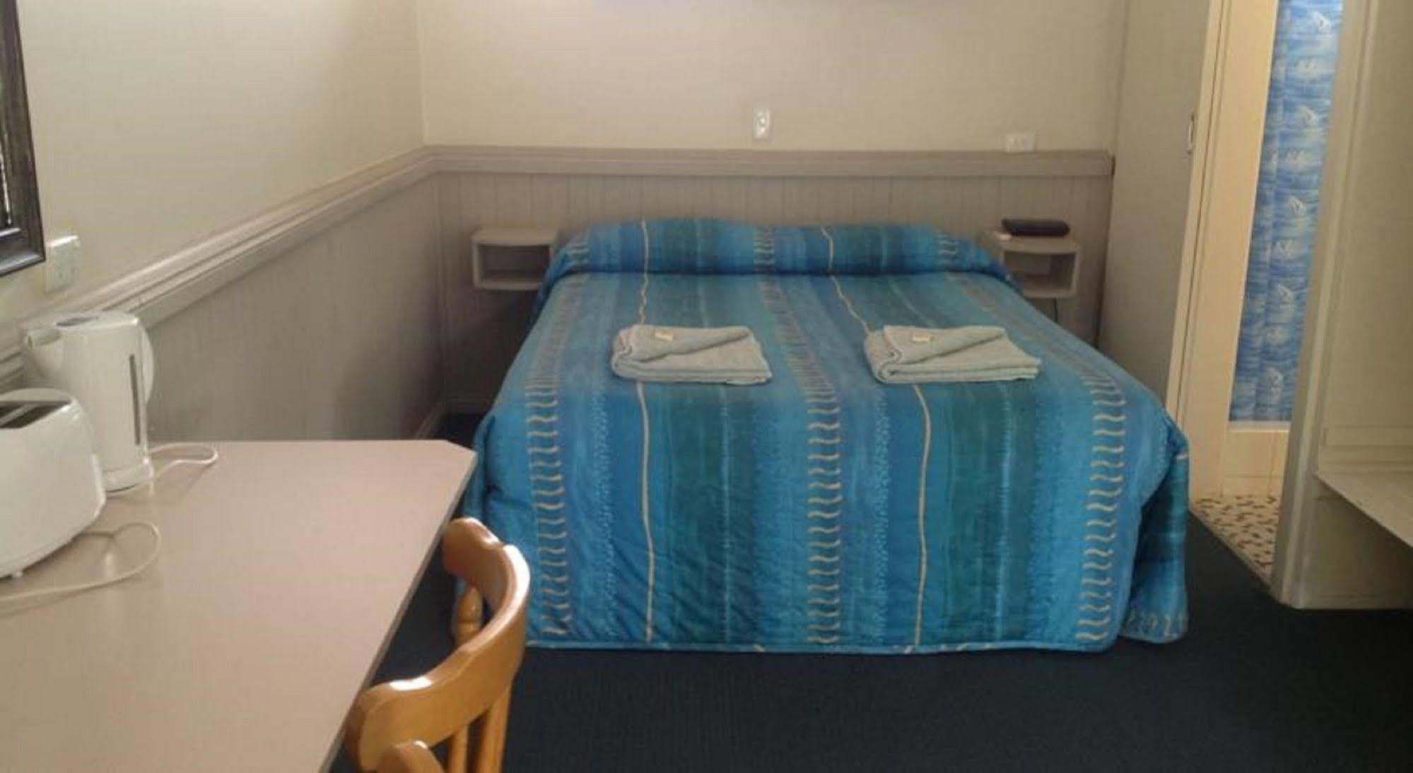 Stawell'S London Motor Inn Exterior photo